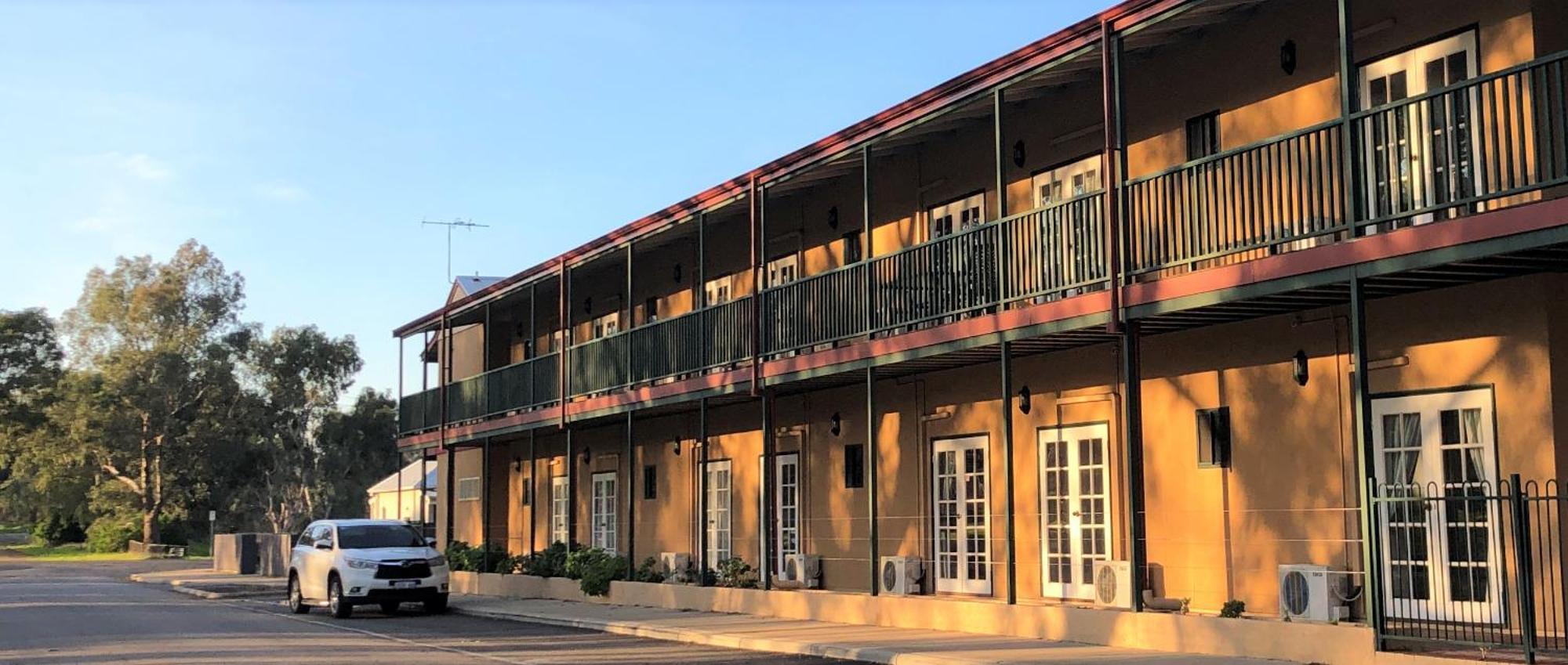 Settlers Hotel York Extérieur photo
