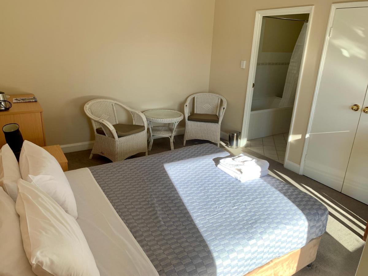 Settlers Hotel York Extérieur photo