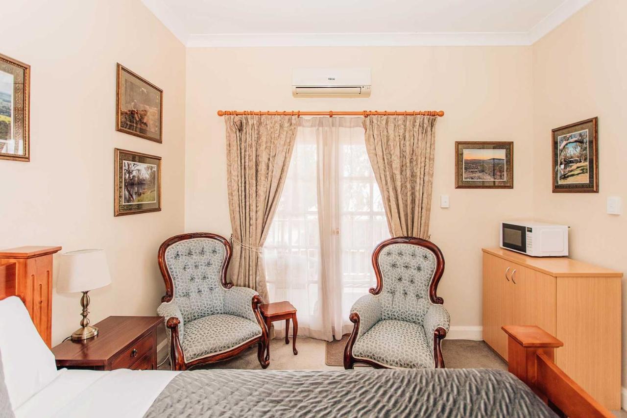 Settlers Hotel York Extérieur photo