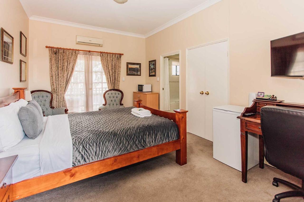 Settlers Hotel York Extérieur photo